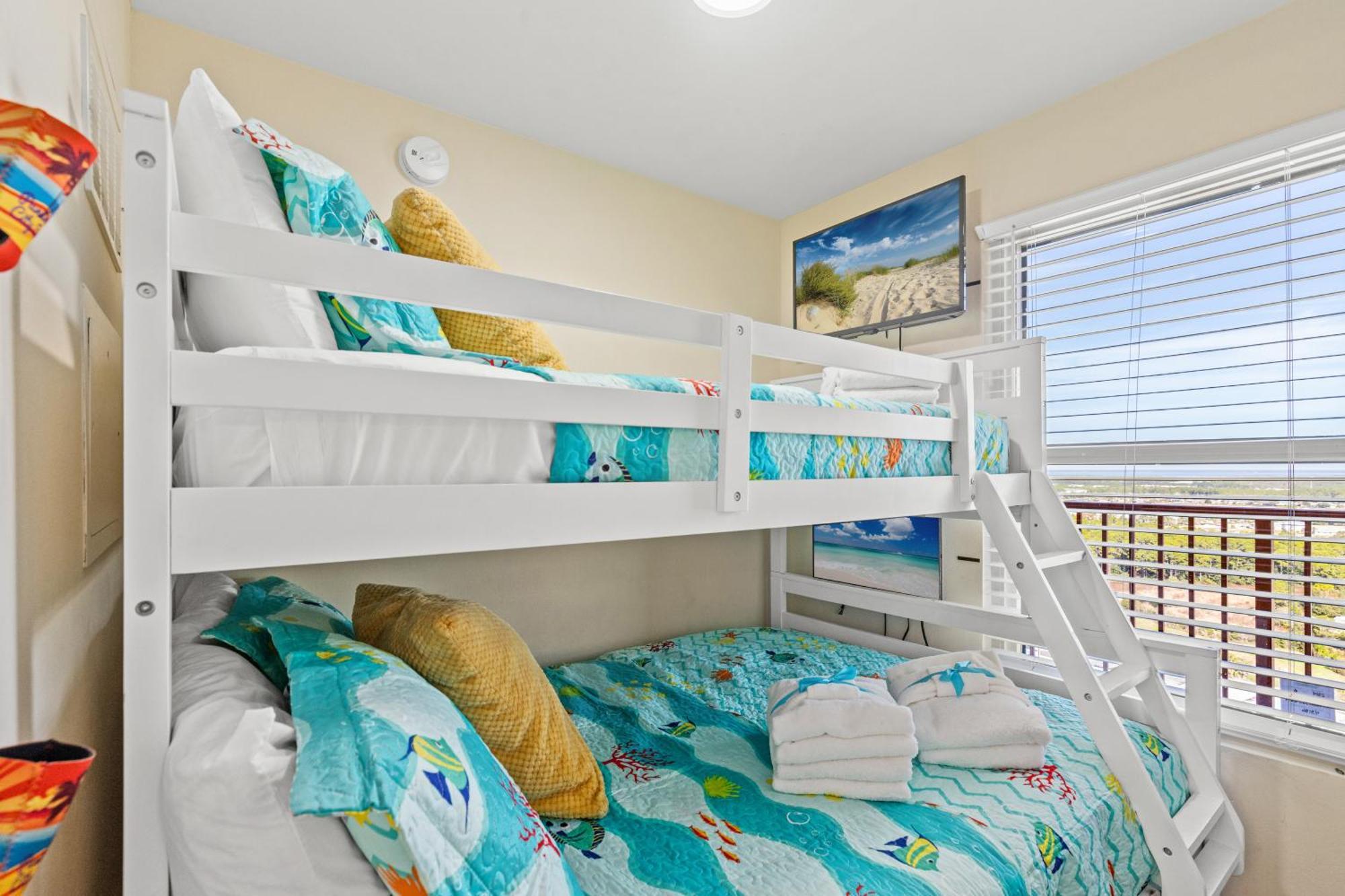 Penthouse With Beautiful Beach Views! 1 Bedroom, 2 Bathroom Penthouse! Panama City Beach Exterior foto